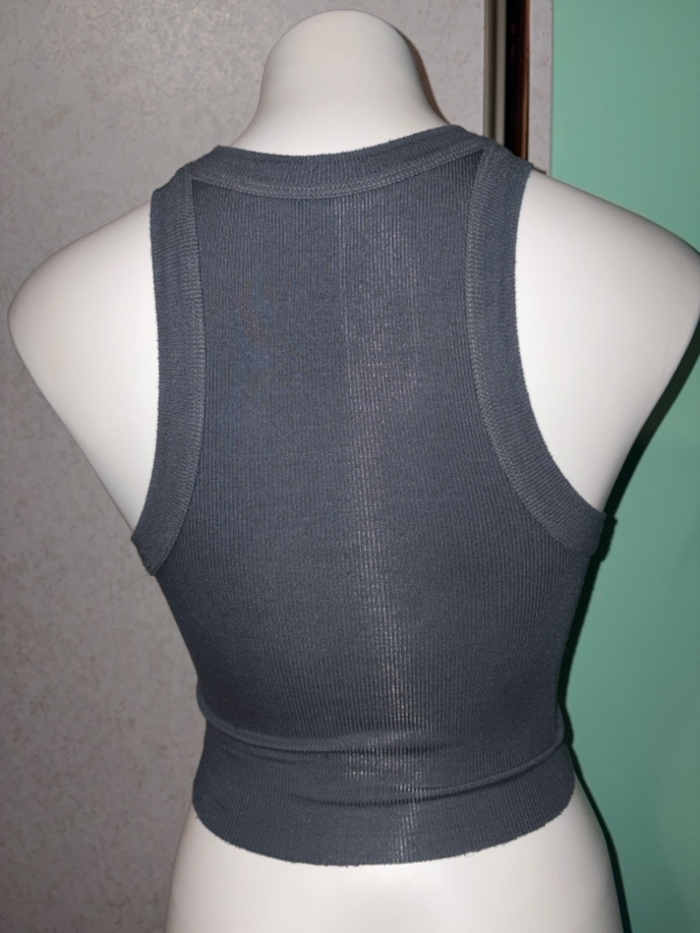 Set Active Ribbed Racerback Crop Tank - Charcoal Gray - Picture 3 of 4
